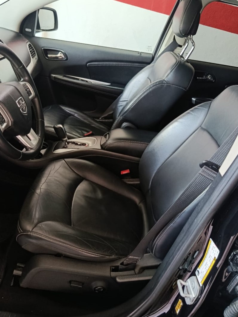 JOURNEY R/T CROSSOVER SUV 2016