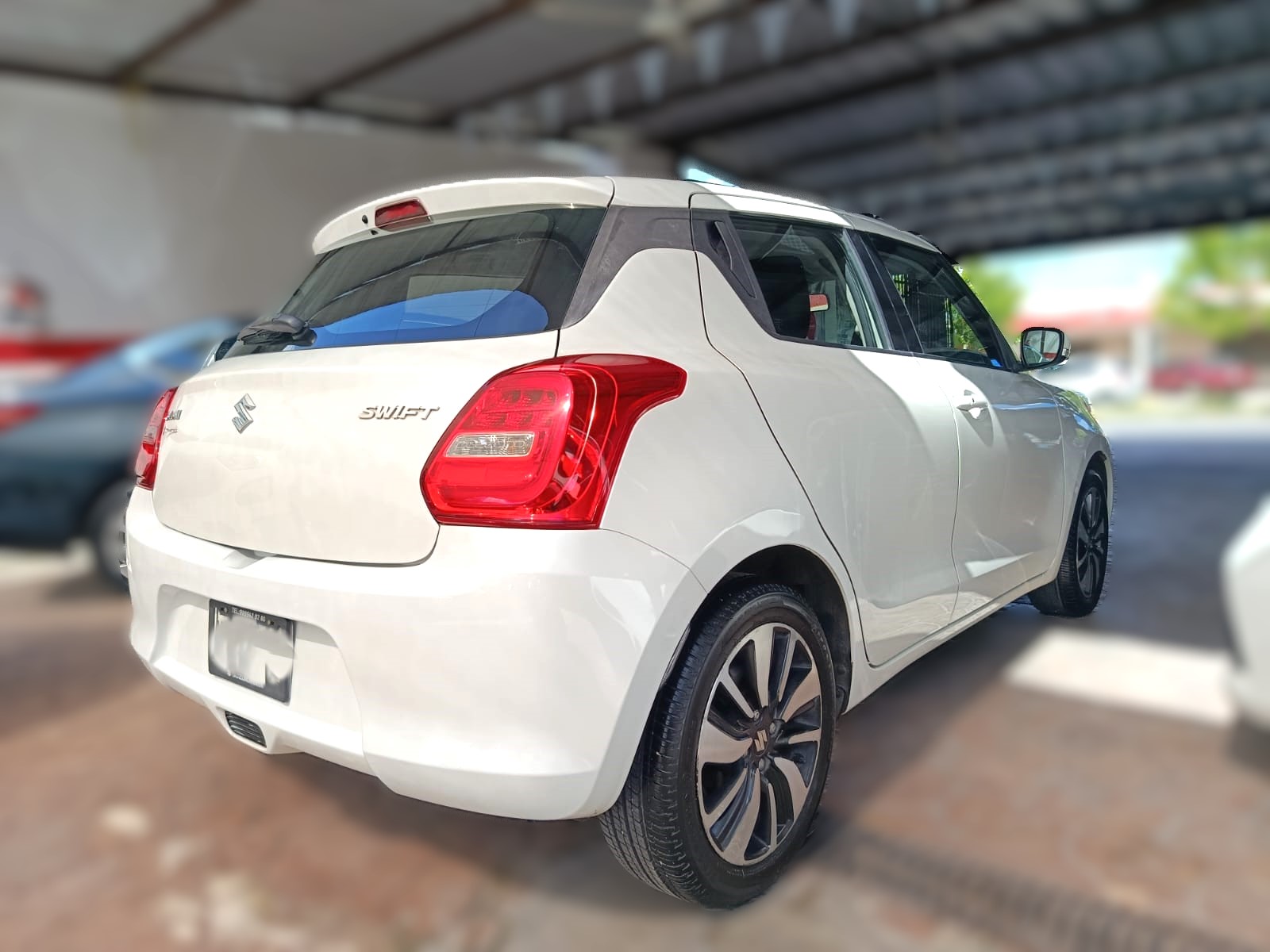SWIFT GLX CVT 2018
