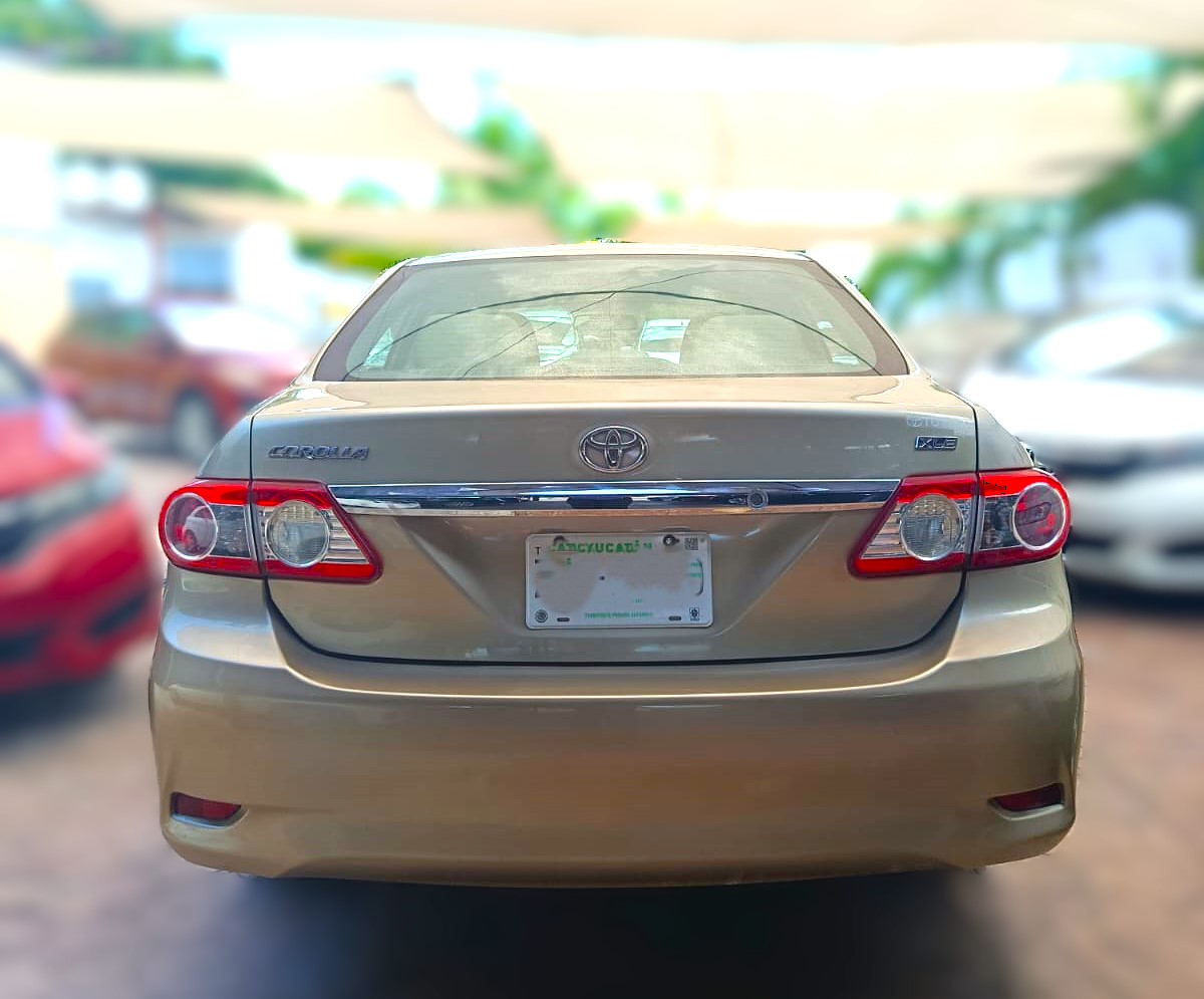 COROLLA XLE AT 2013